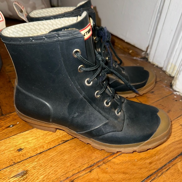 LAST CHANCE! Hunter lace up rainboots - Picture 3 of 6